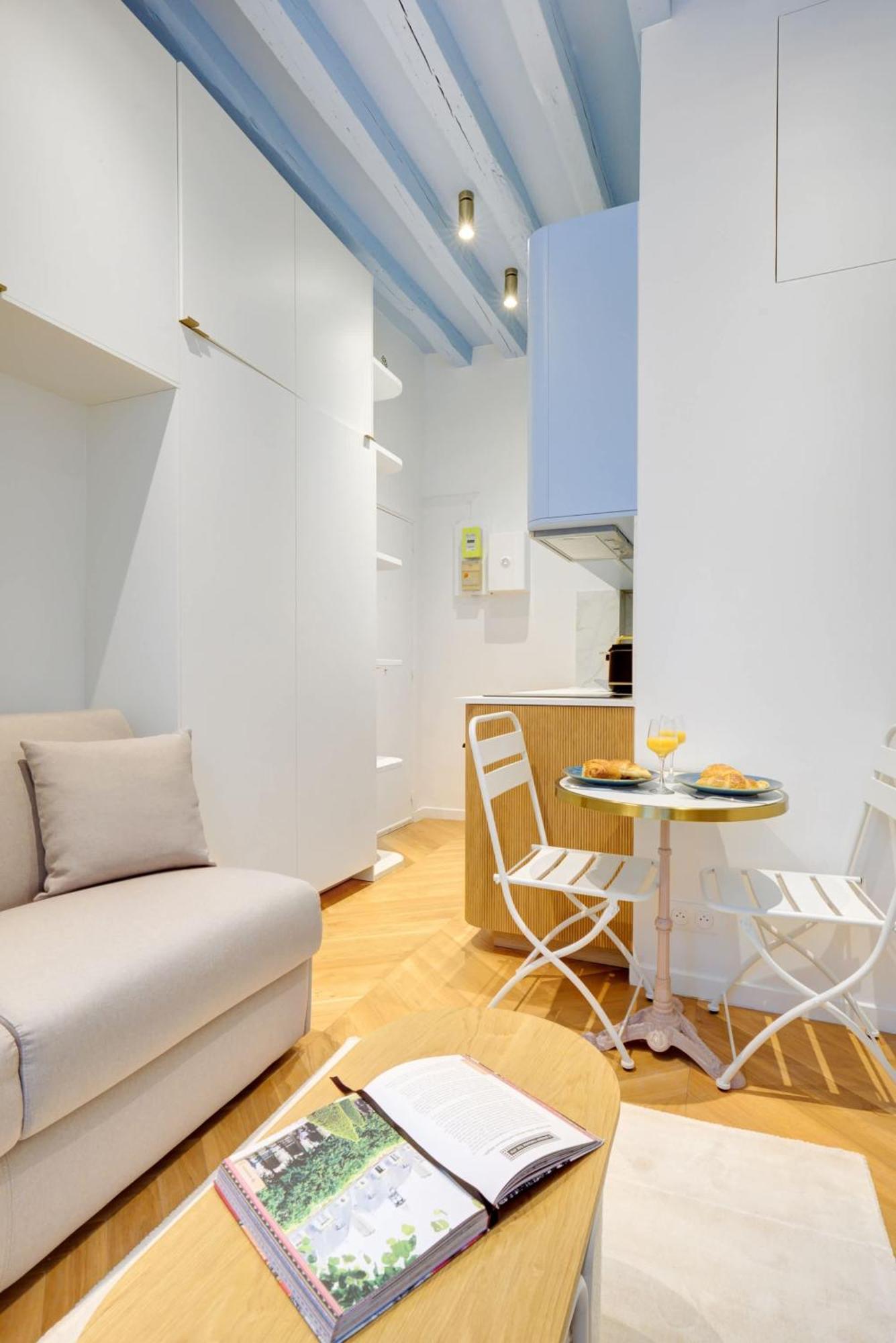 Bnbnova - Le Marais & Notre-dame Apartment